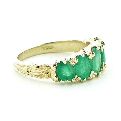 9ct Gold 3.5ct Emerald RingFree P&P